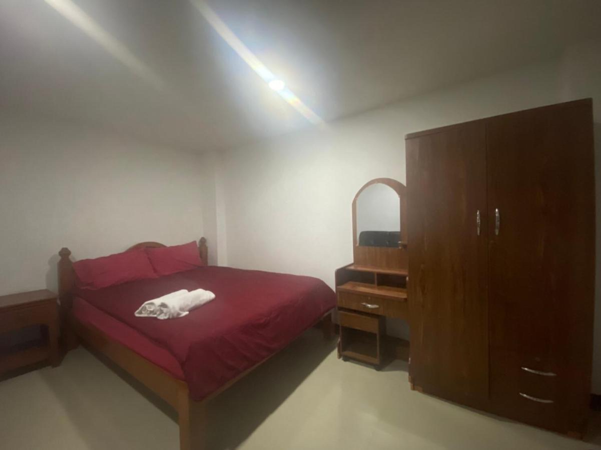 Oyo 1135 Triple A Residence Chiang Mai Buitenkant foto