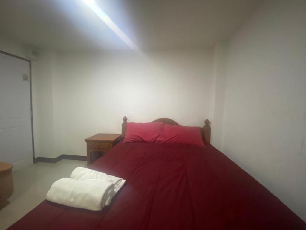 Oyo 1135 Triple A Residence Chiang Mai Buitenkant foto
