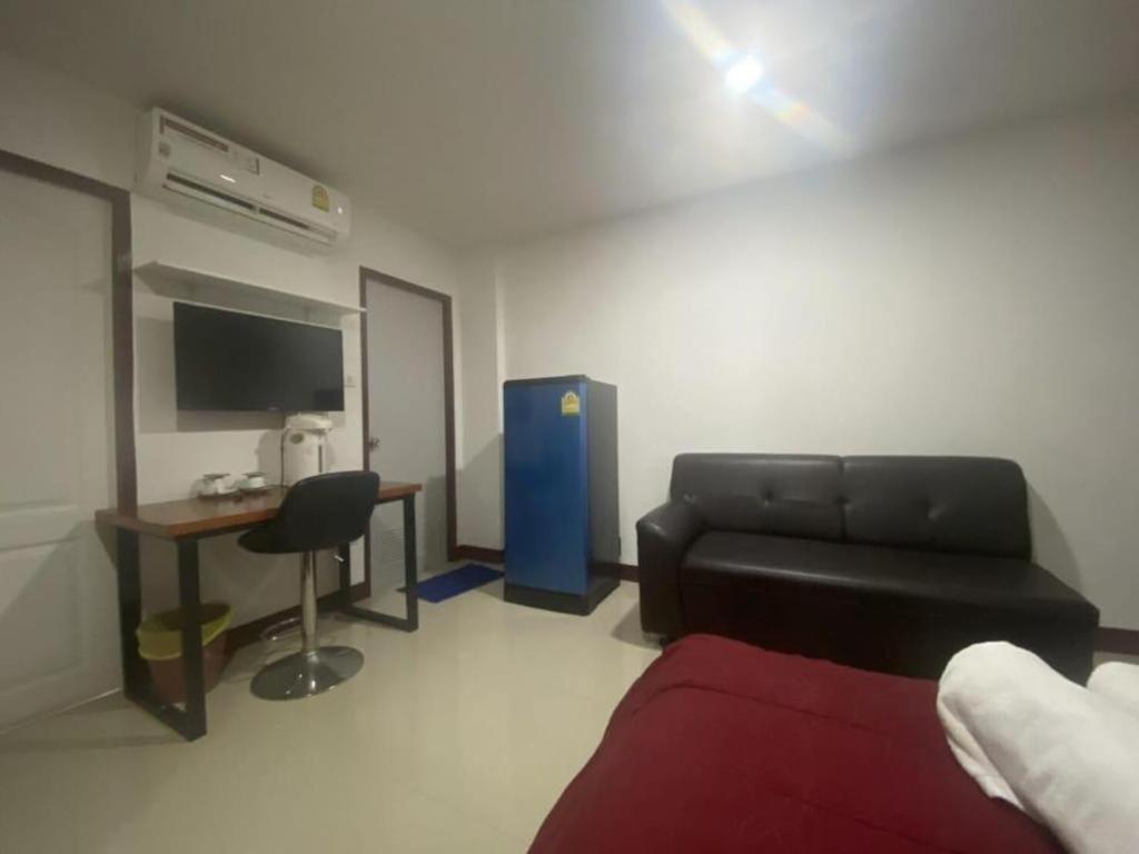 Oyo 1135 Triple A Residence Chiang Mai Buitenkant foto