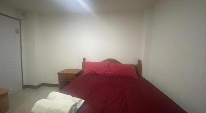 Oyo 1135 Triple A Residence Chiang Mai Buitenkant foto